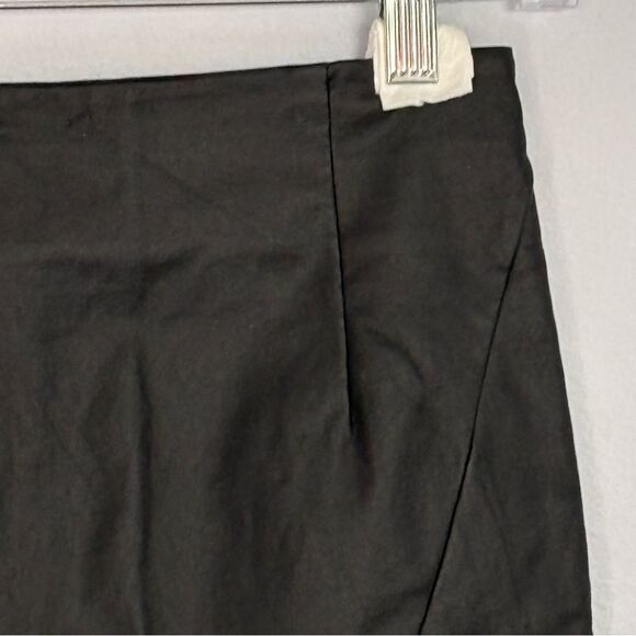 Shop17 | Women’s Faux Leather Black Mini Skirt With Side Zipper Size S - Picture 4 of 12